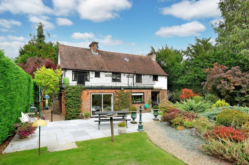 Property photo 3 of 28 Picture No. 06