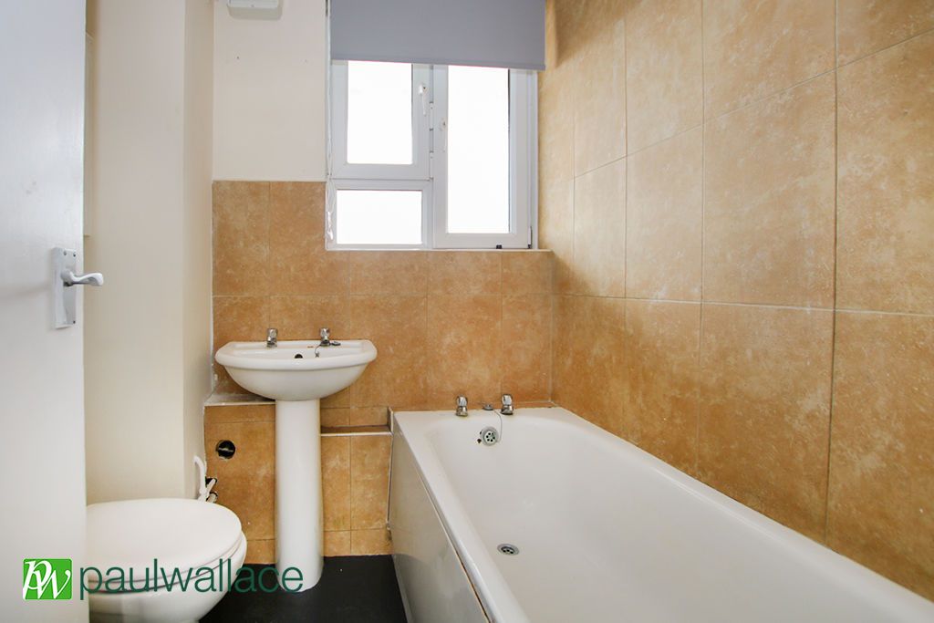 Property photo 3 of 5 Bathroom