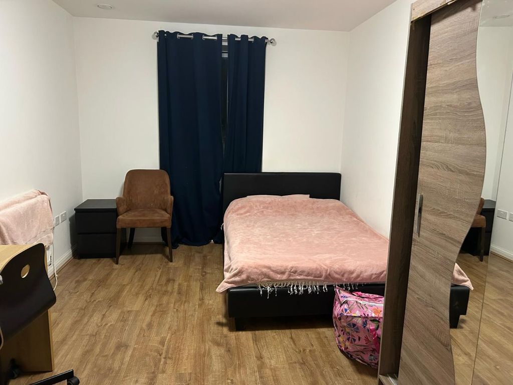 Property photo 1 of 3