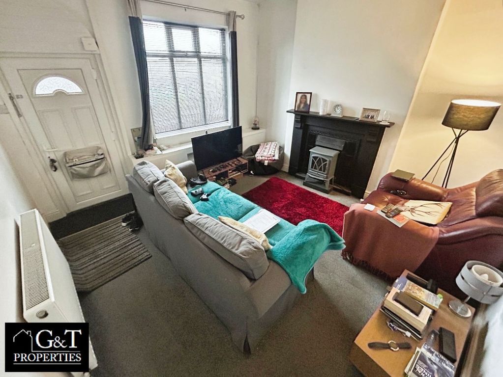 Property photo 2 of 14