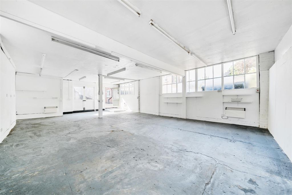 Property photo 3 of 19 1283067 (2).Jpg