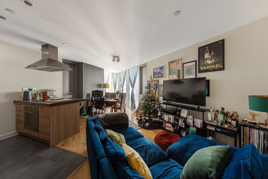 Property photo 3 of 9 094A9493