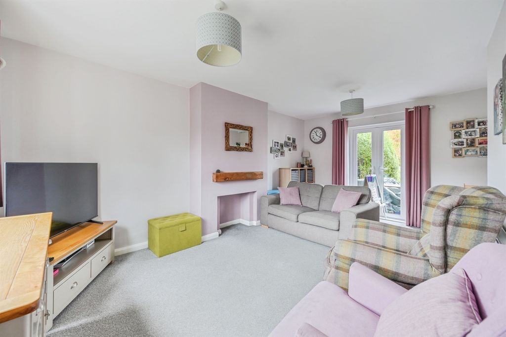 Property photo 2 of 22