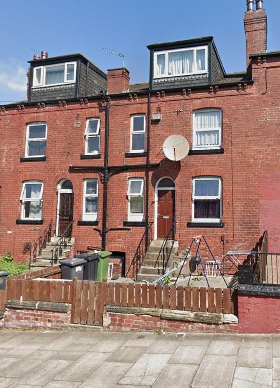 Property photo 1 of 6