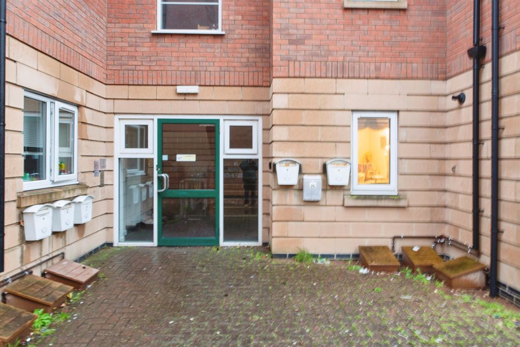 Property photo 1 of 11