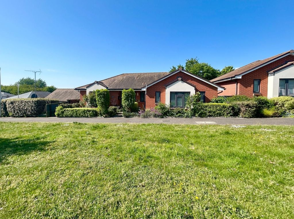 Property photo 1 of 23