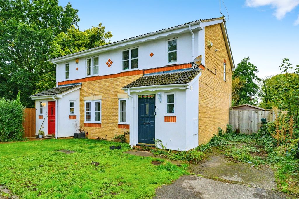 Property photo 2 of 11