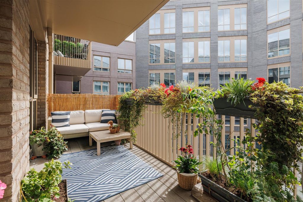 Property photo 3 of 53 0R7A2976.Jpg