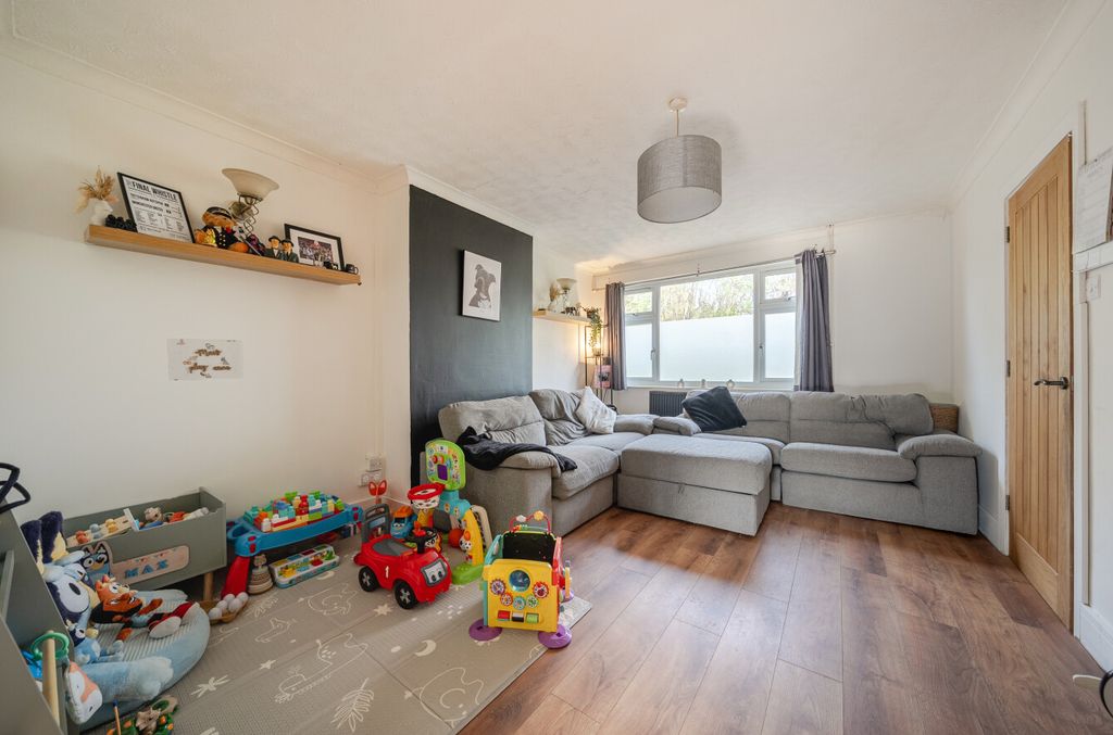 Property photo 3 of 12 1430741769Bd18F326A1B