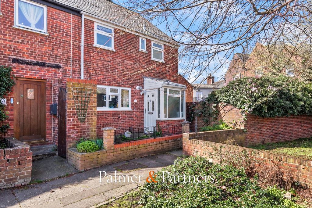 Property photo 2 of 22 Picture No. 27