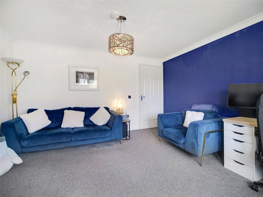 Property photo 3 of 21 Picture No. 26