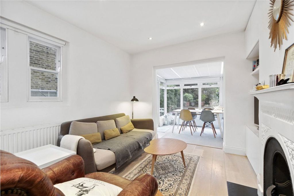 Property photo 1 of 6