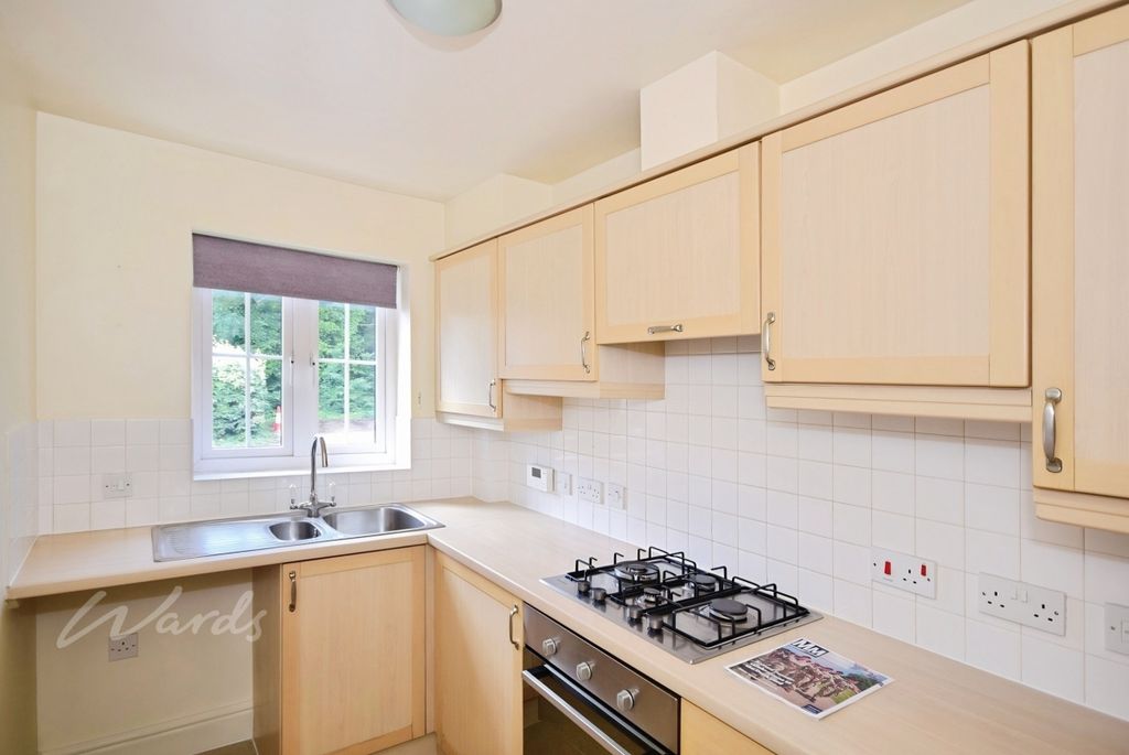 Property photo 2 of 9 Waterside Kitchen