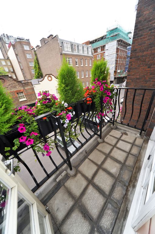 Property photo 2 of 16 Balcony