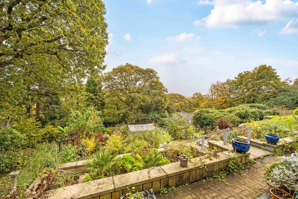 Property photo 2 of 14 Photo 2