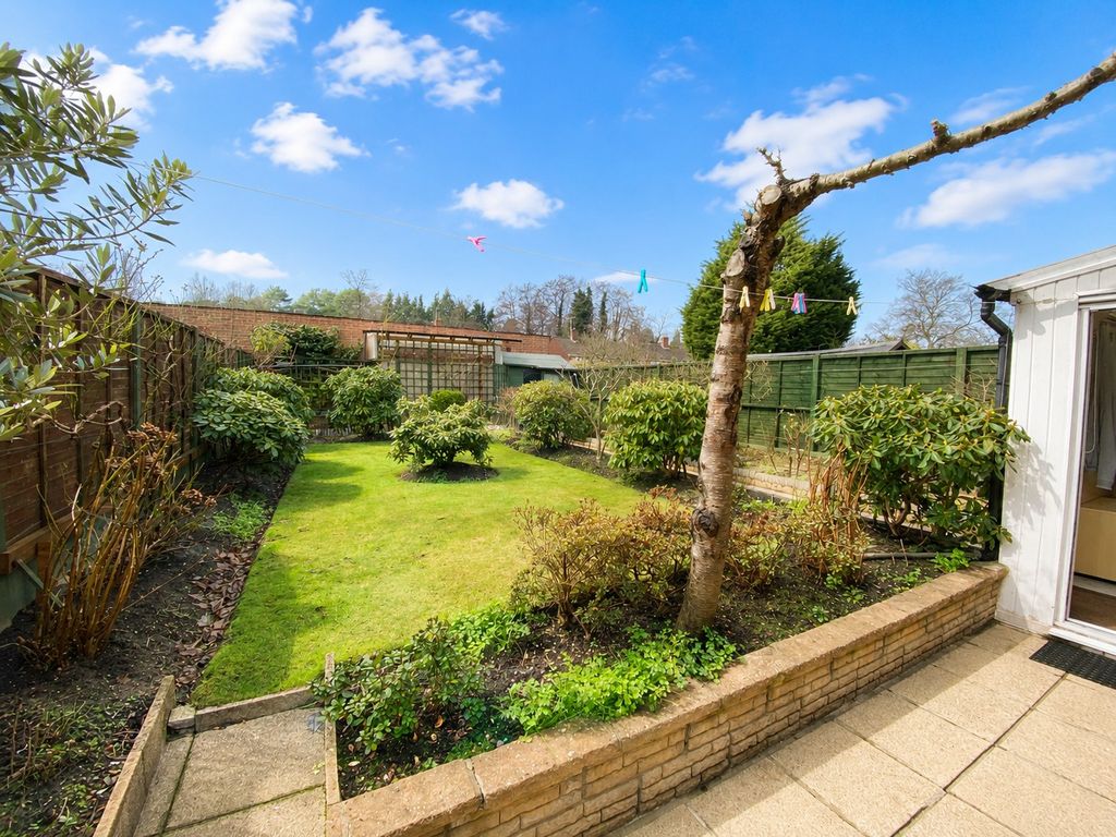 Property photo 2 of 11