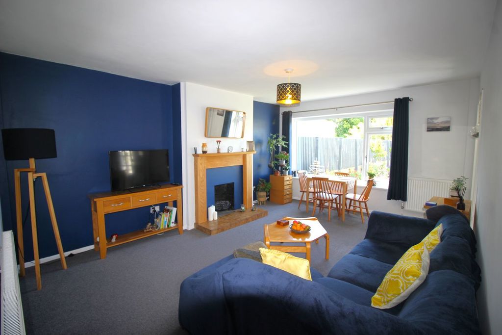 Property photo 2 of 15