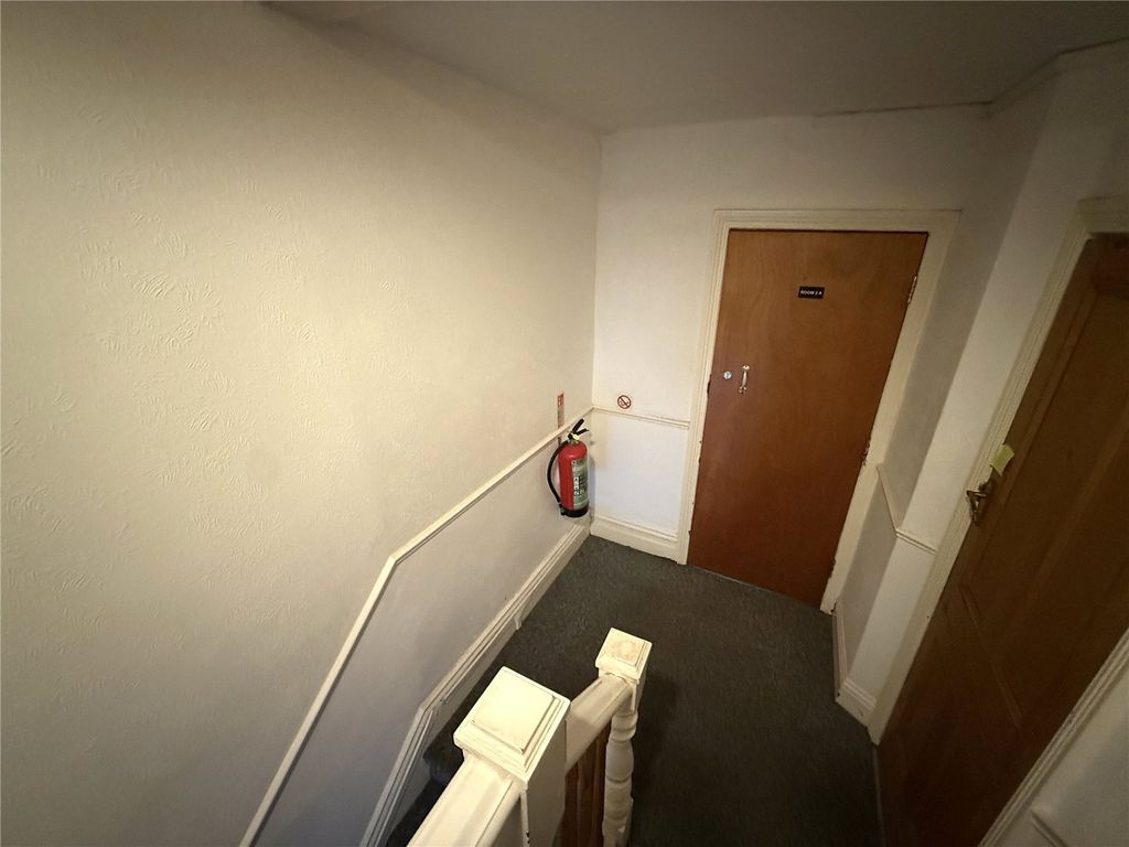 Property photo 2 of 10 Picture No. 03