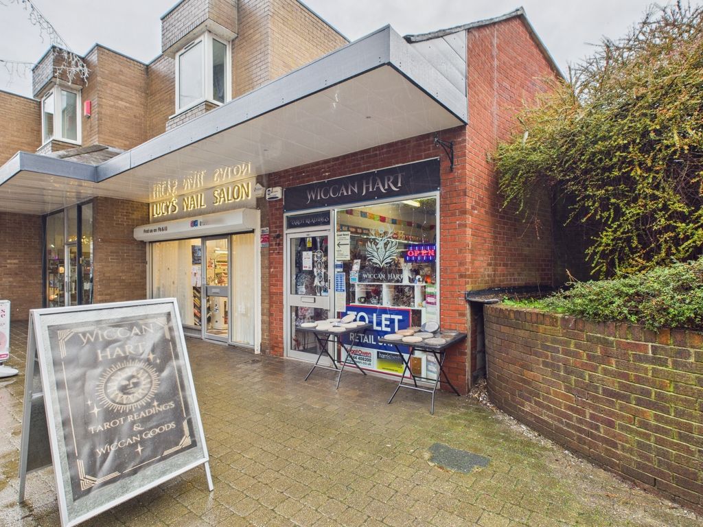 Property photo 1 of 8 Photo 8