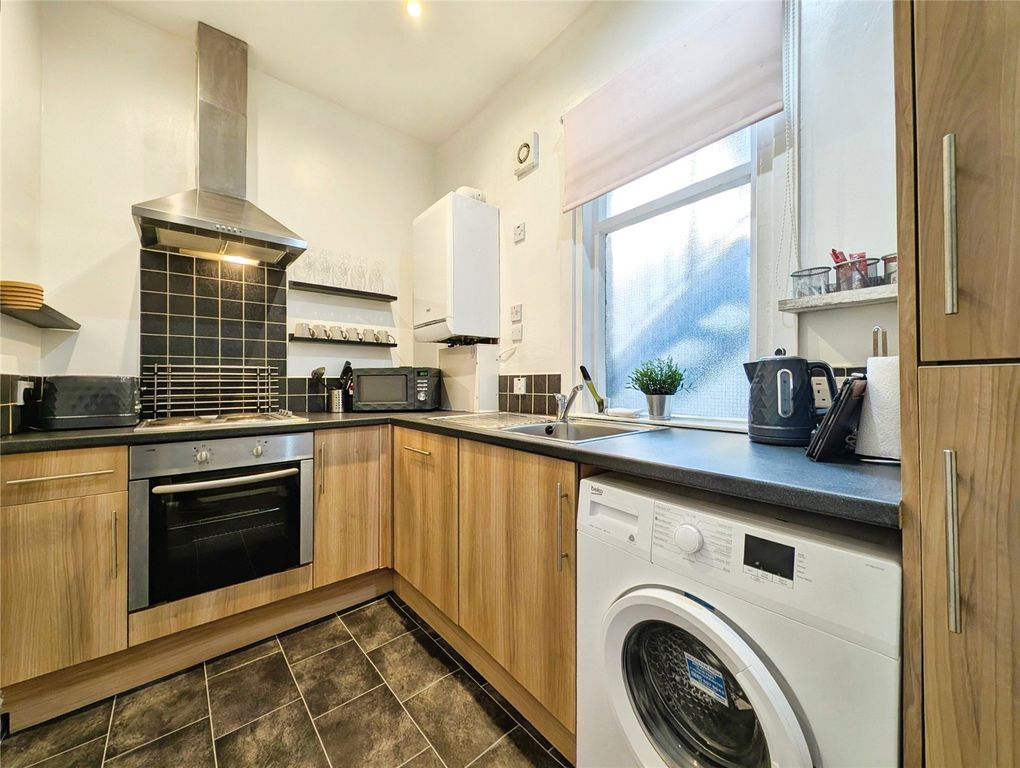 Property photo 3 of 13 Picture No. 17