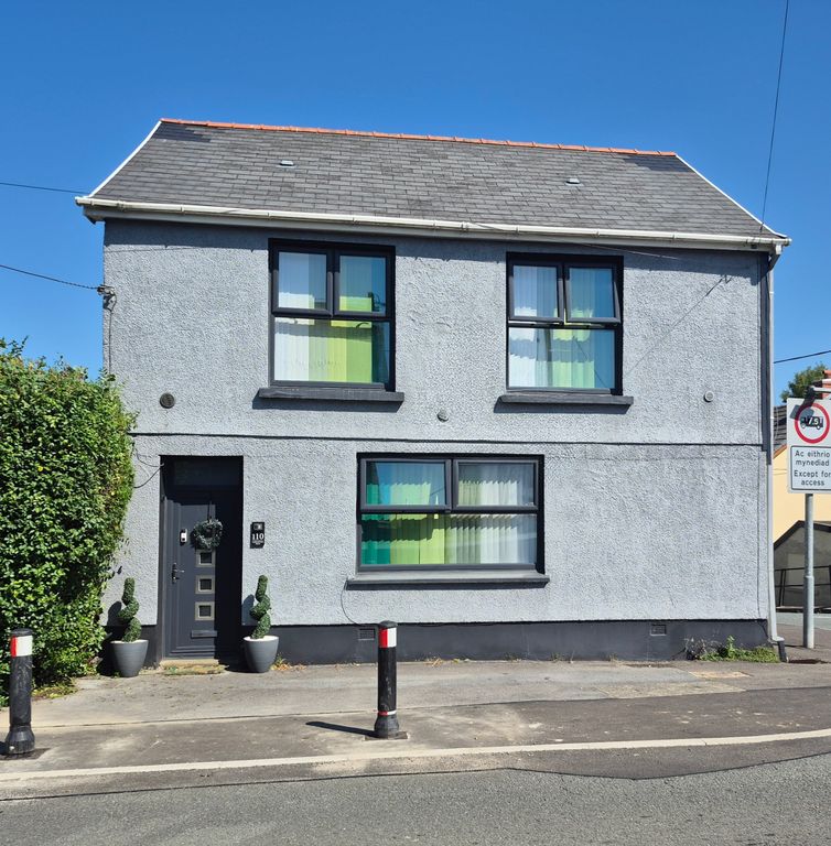 Property photo 1 of 36