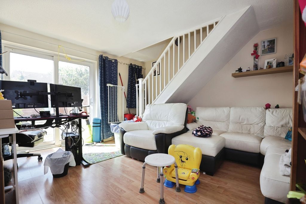 Property photo 3 of 6 Photo