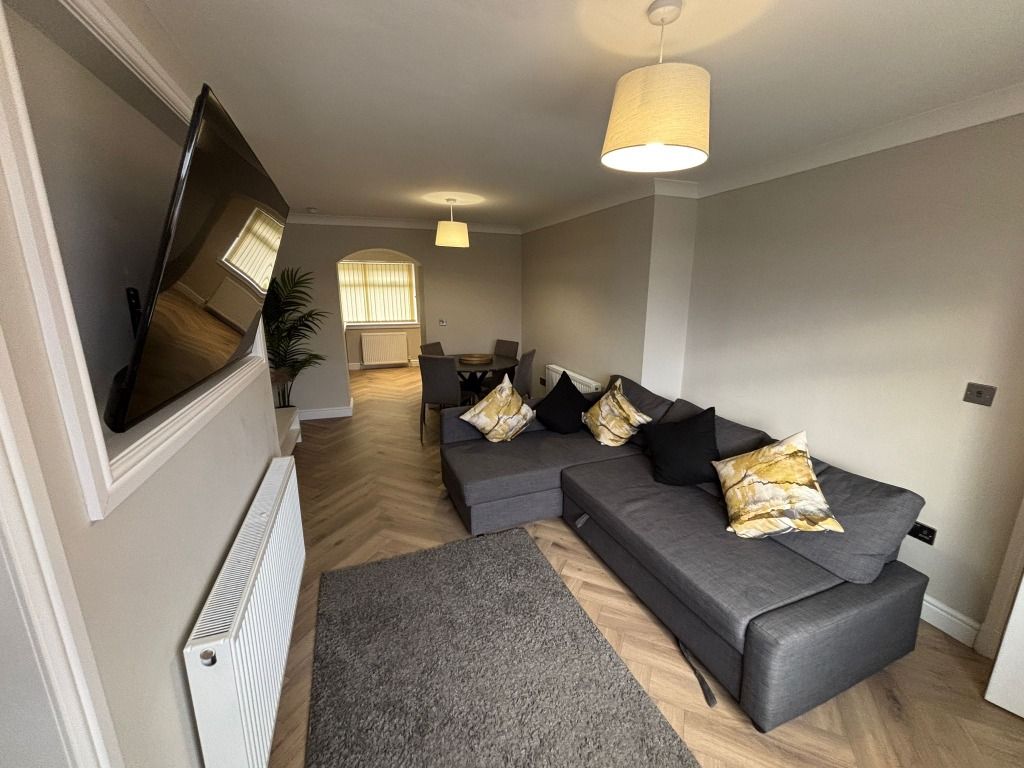 Property photo 3 of 19 Photo 3