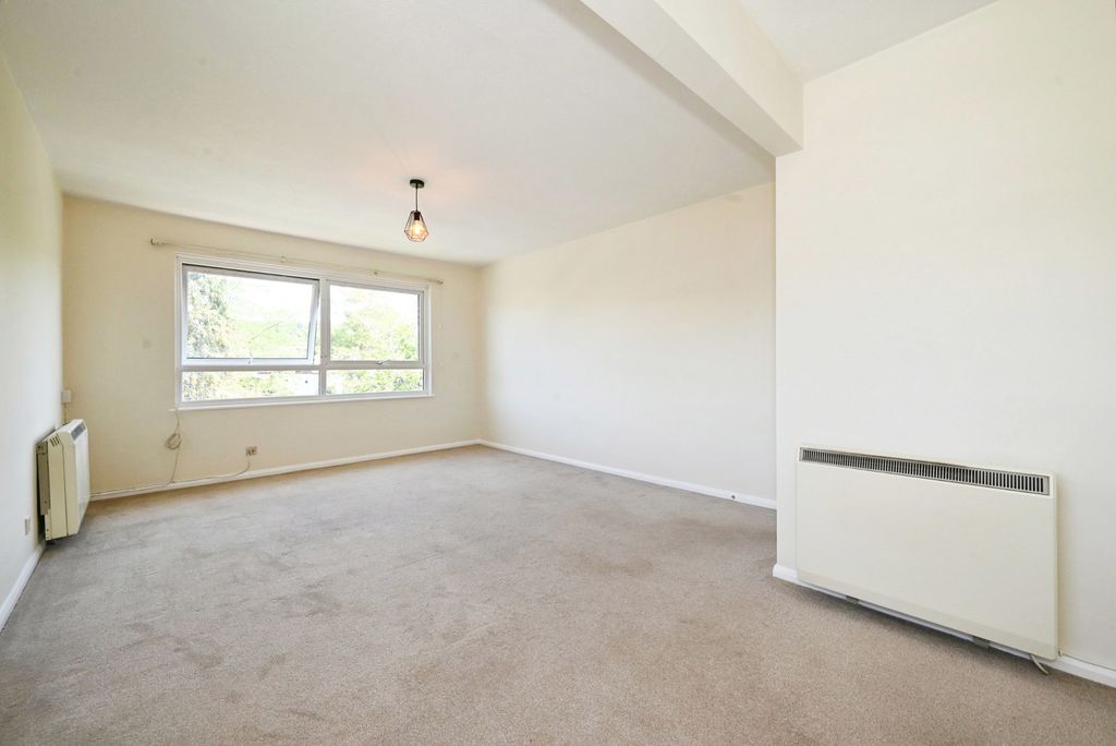 Property photo 2 of 22 Reception Room