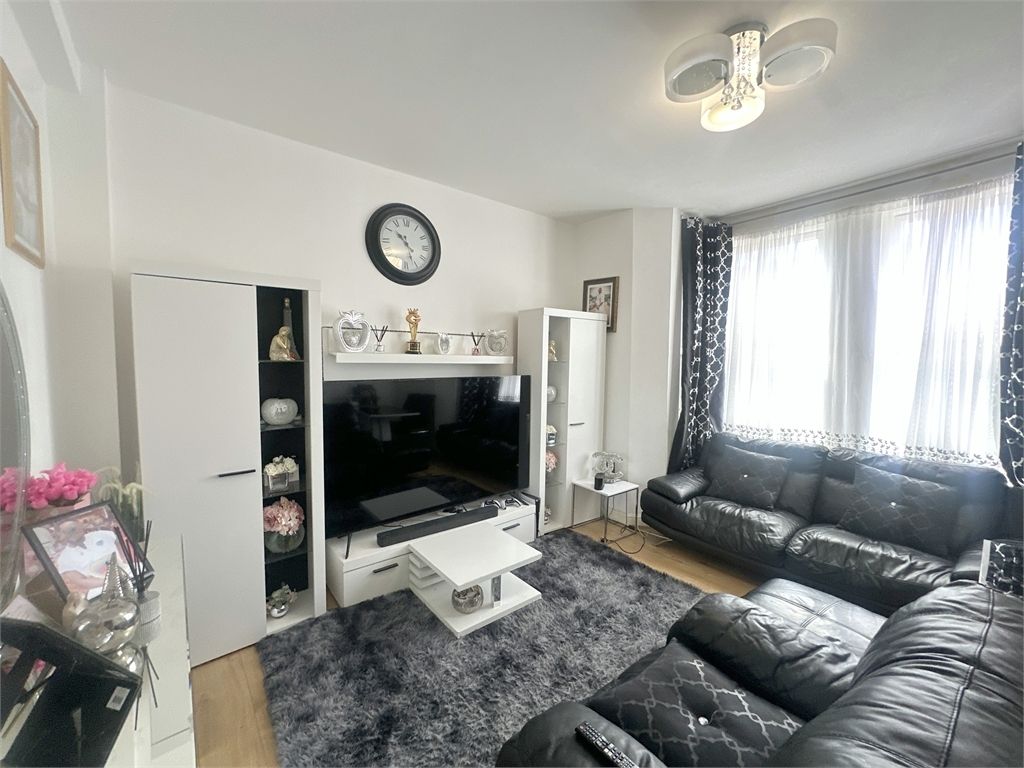 Property photo 2 of 4 Picture 2