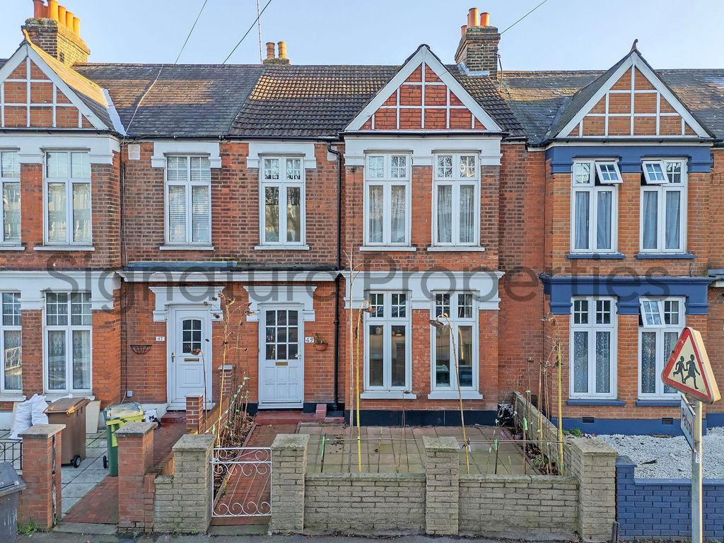 Property photo 1 of 17