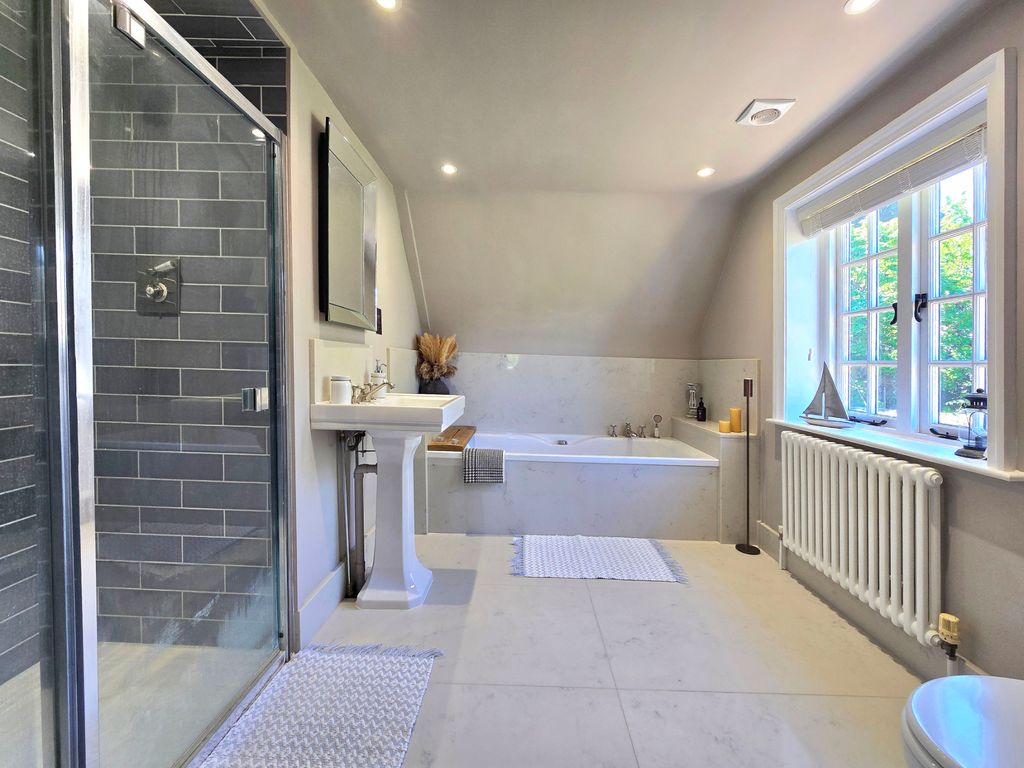 Additional image 22 of 8 bed detached house for saleChequers Green, Lymington SO41