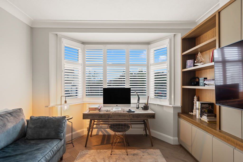 Property photo 3 of 26 Photo 12