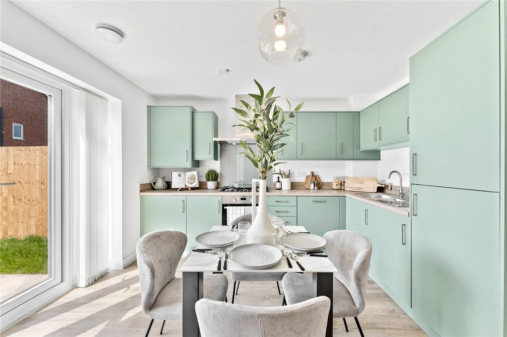 Property photo 3 of 24 Picture No. 38