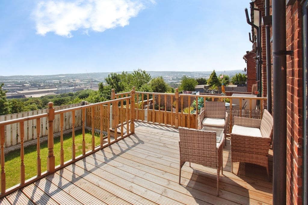 Property photo 2 of 13 Pbox-Img.Jpg