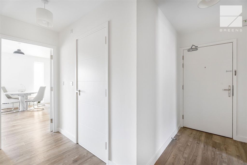 Property photo 2 of 16 12_76569_Watermarked.Jpg