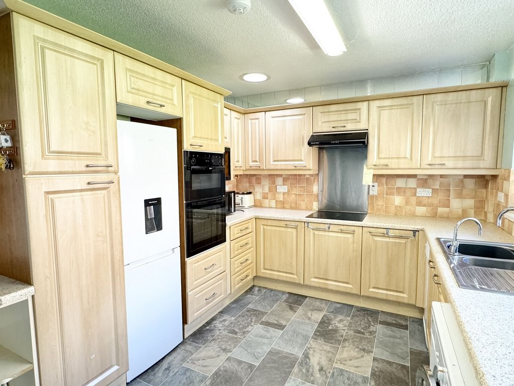 Property photo 2 of 14 Not Specified