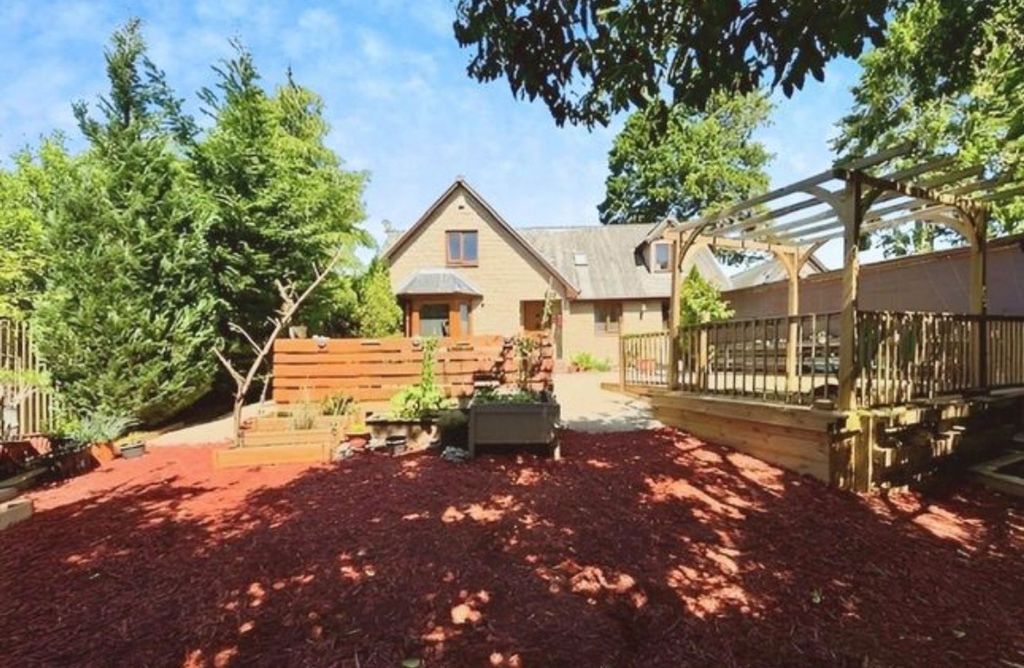 Property photo 1 of 46