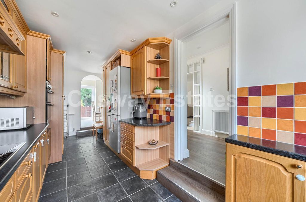 Property photo 3 of 20 70511E51-B0E2-4A6E-B479-Fd0c456dc54F.Jpg