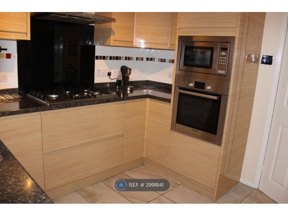 Property photo 1 of 22 Kitchen