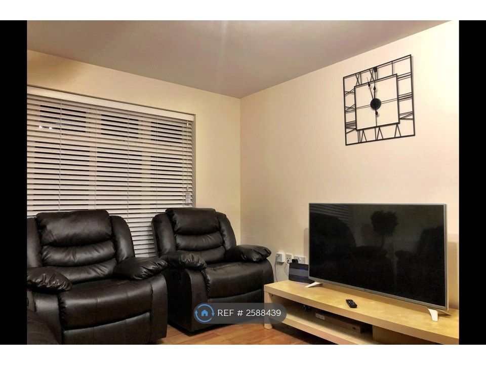 Property photo 2 of 7 Lounge
