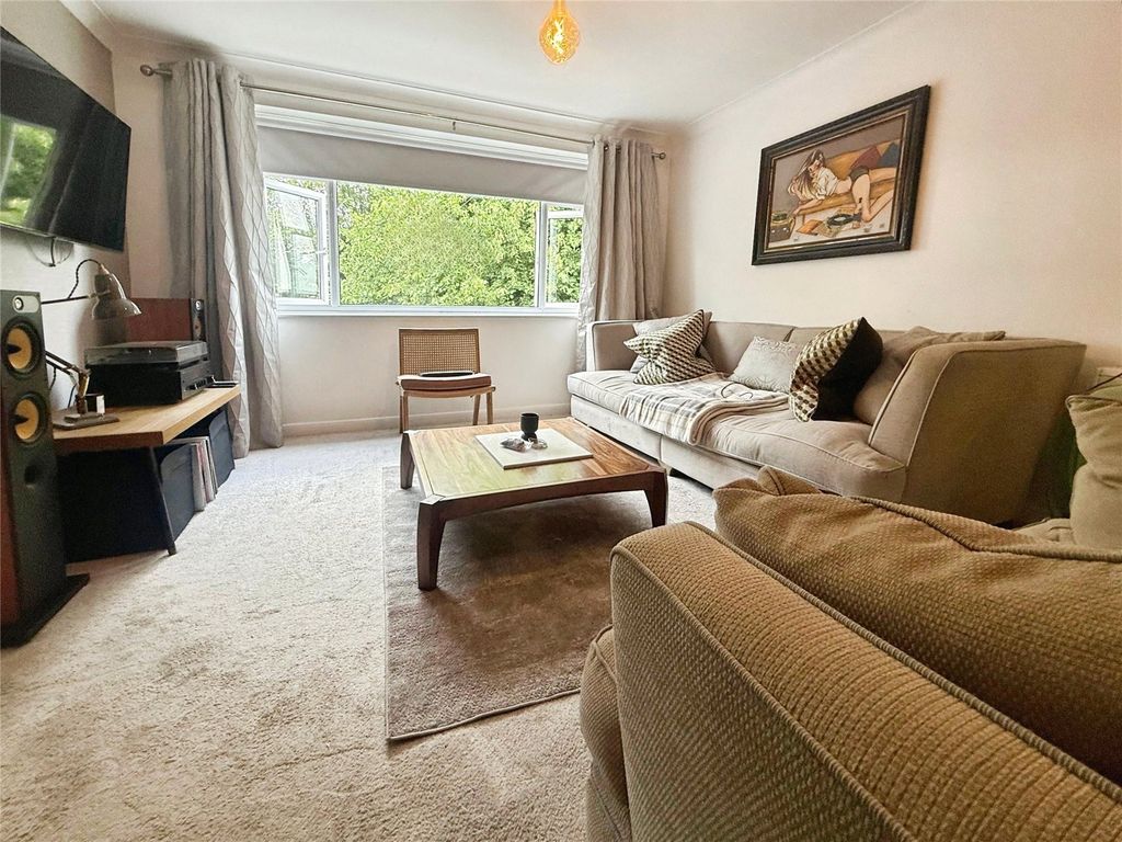 Property photo 1 of 10 Picture No. 14