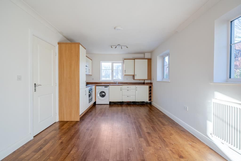 Property photo 3 of 20 Reception/Kitchen