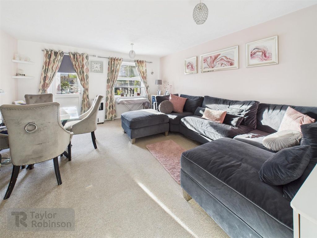 Property photo 2 of 9 Cam02600G0-Pr0574-Still006.Jpg