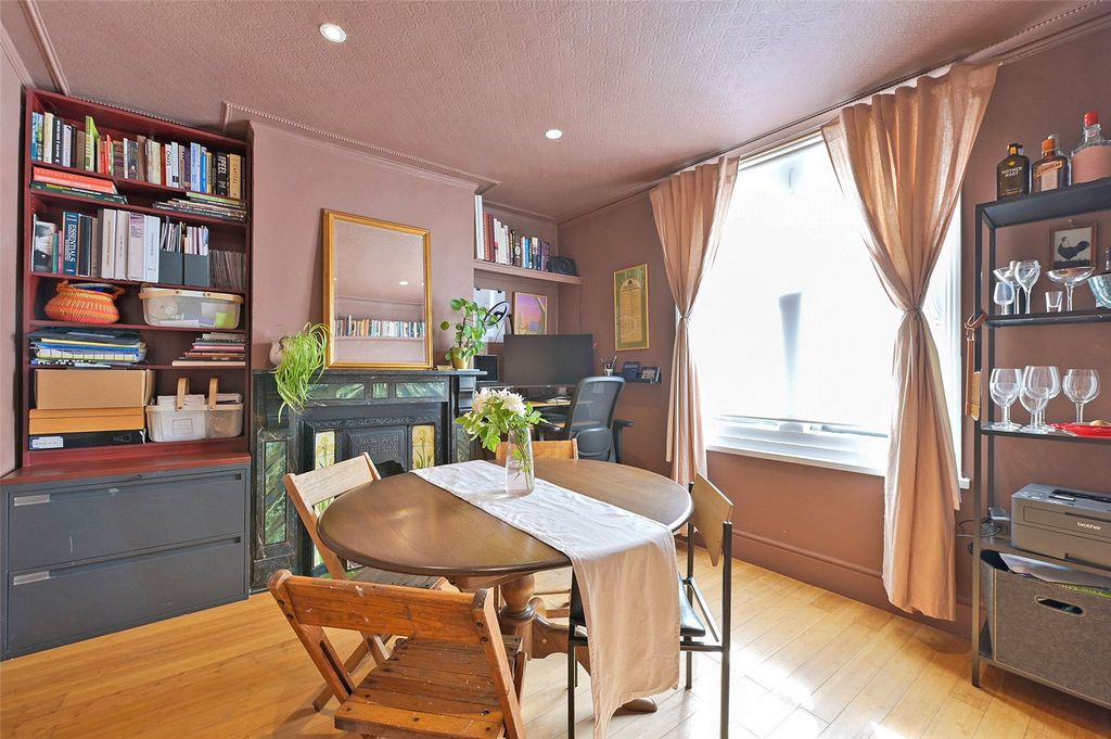 Property photo 3 of 14 Dining Room