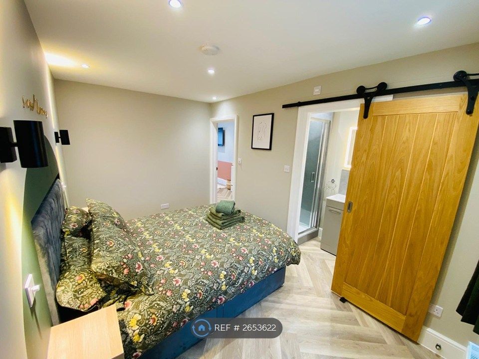 Property photo 3 of 23 Bed Room