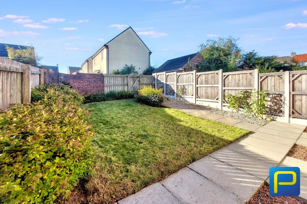 Property photo 2 of 24