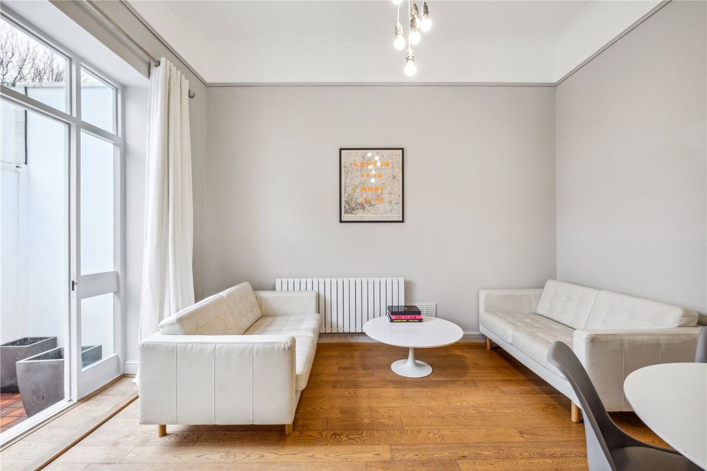 Property photo 3 of 9 Picture No. 06