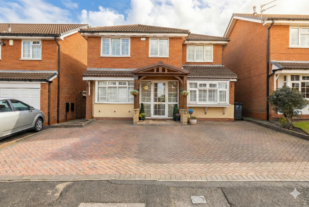 Property photo 1 of 25 20 St Josephs Avenue, Whitefield M45 6Nt