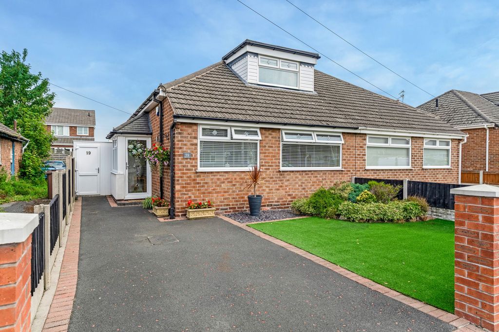 Property photo 1 of 23