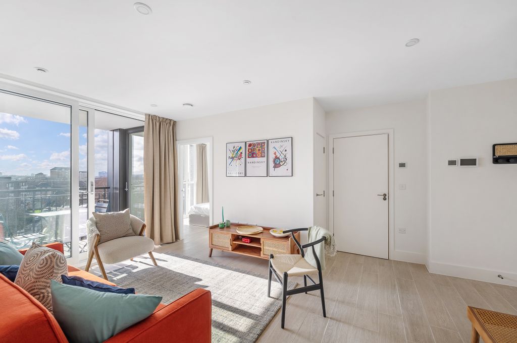 Property photo 3 of 13 22 ? 22A Wyvill Road